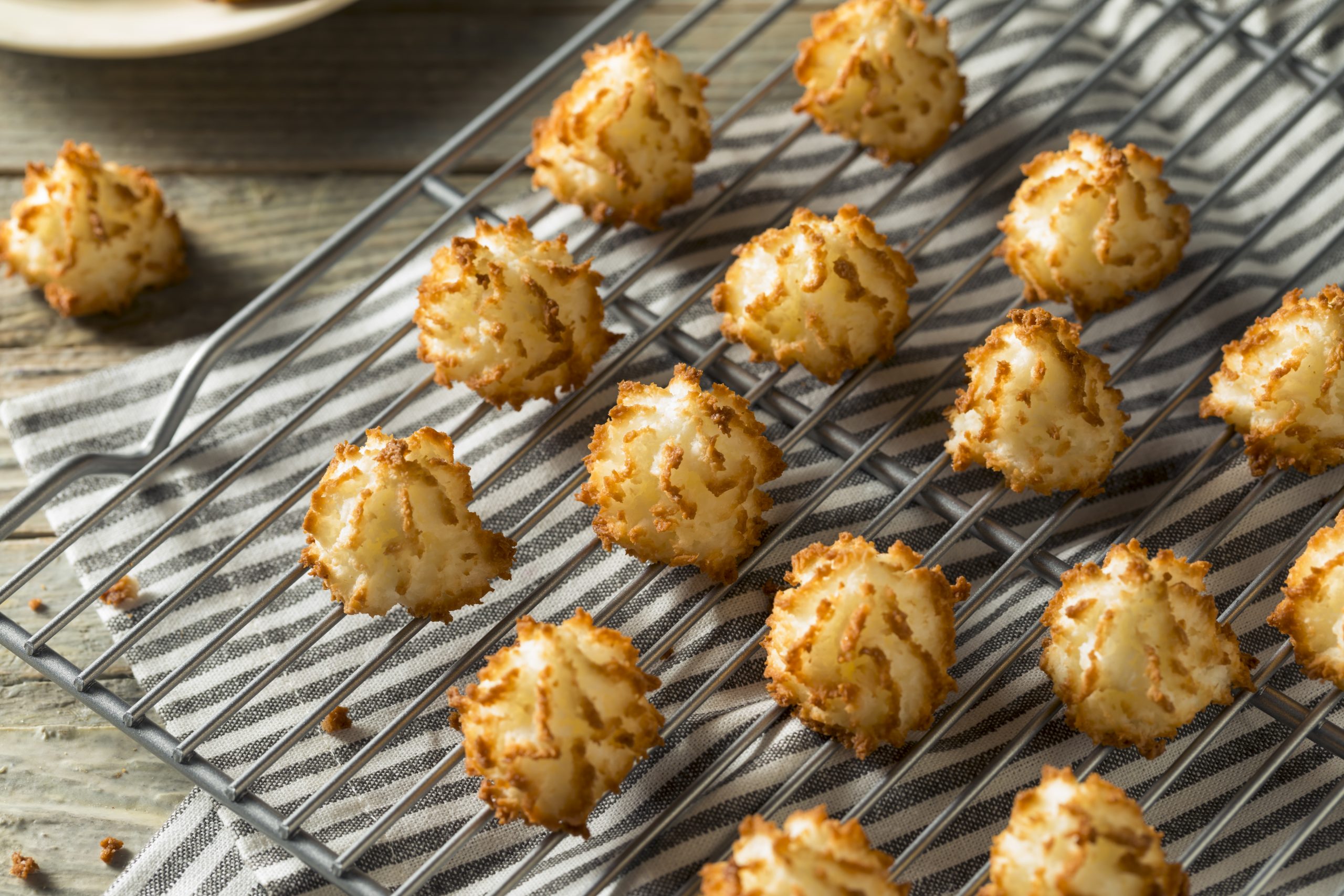 Cocoroons (Coconut Macaroons)